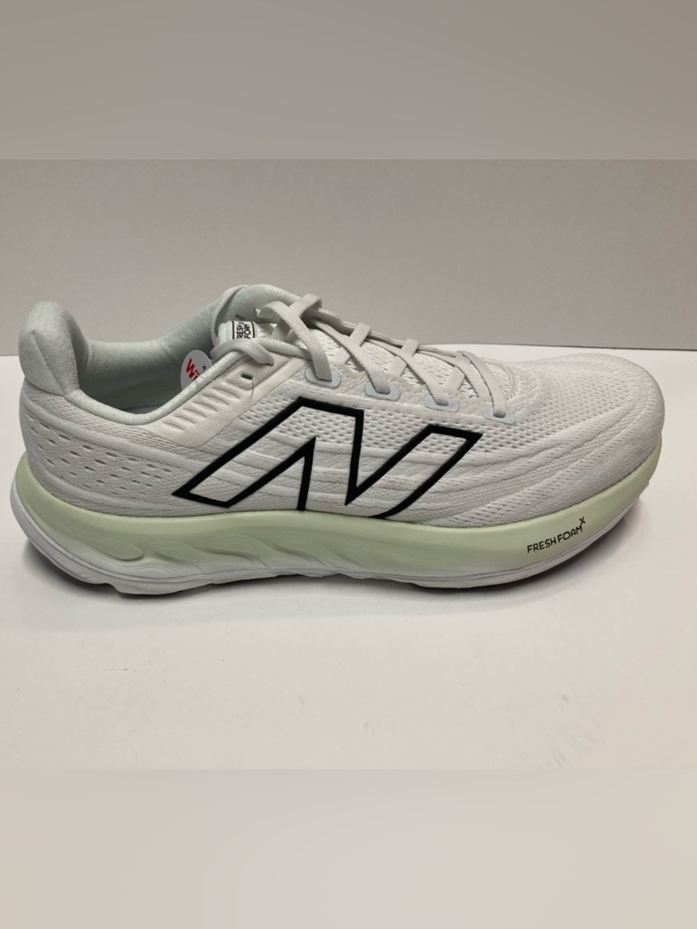 New Balance Fresh Foam Vongo V6 Reflection White Mineral Men’s Size 11.5 Sneaker